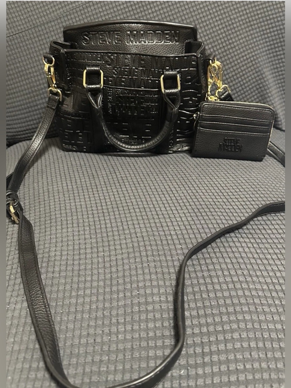 Steve Madden Satchel Handbag and Card Case Keychain 2 Piece - Black